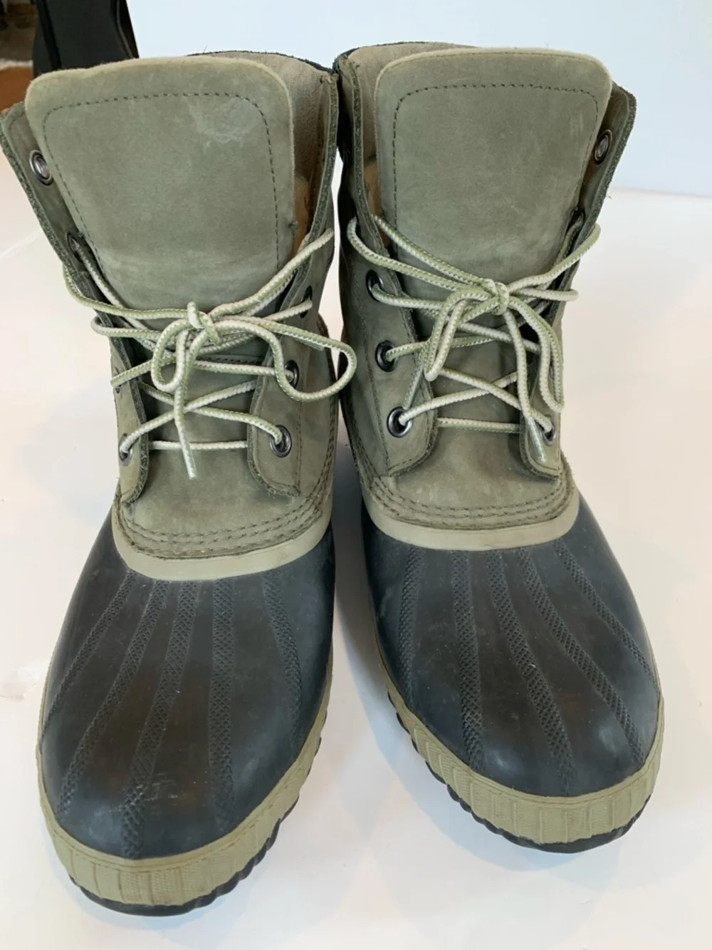 Sorel Cheyanne  II Men’s Size 11 Insulated Waterproof Winter Boots Nori Black